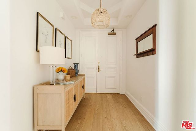 11680 Montana Avenue 203, Los Angeles, CA 90049