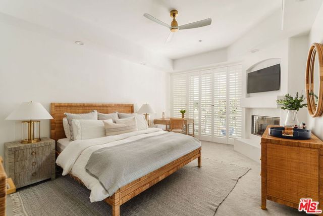 11680 Montana Avenue 203, Los Angeles, CA 90049