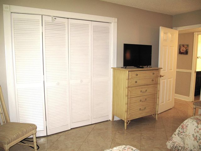 892 N High Point Boulevard N D, Delray Beach, FL 33445