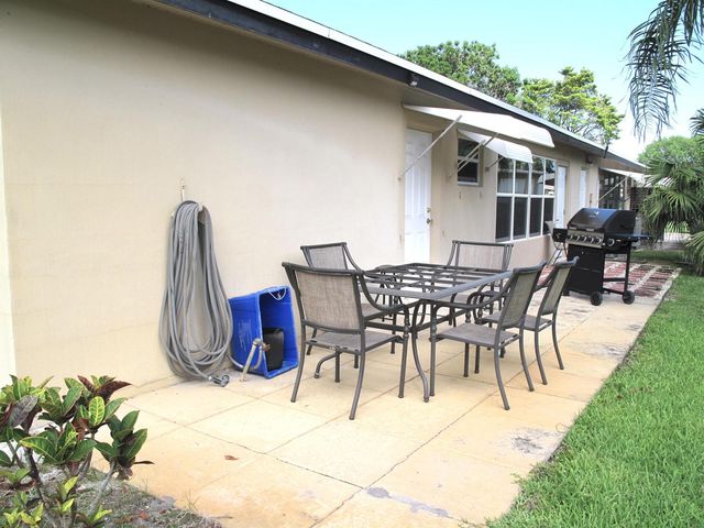 892 N High Point Boulevard N D, Delray Beach, FL 33445
