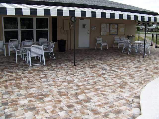 892 N High Point Boulevard N D, Delray Beach, FL 33445