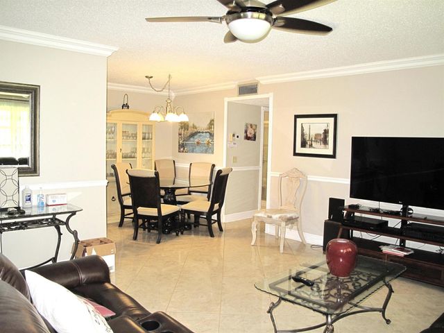 892 N High Point Boulevard N D, Delray Beach, FL 33445