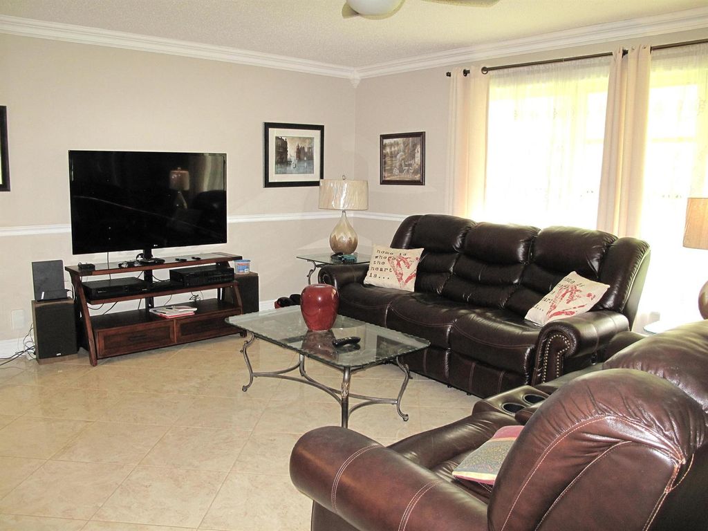892 N High Point Boulevard N D, Delray Beach, FL 33445