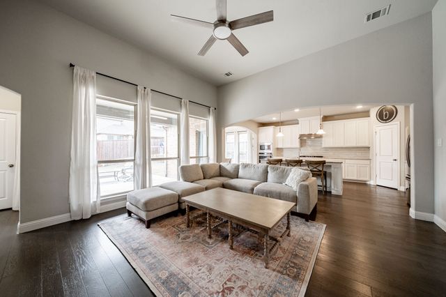 9800 Excursion Drive, Little Elm, TX 75068