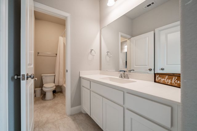 9800 Excursion Drive, Little Elm, TX 75068