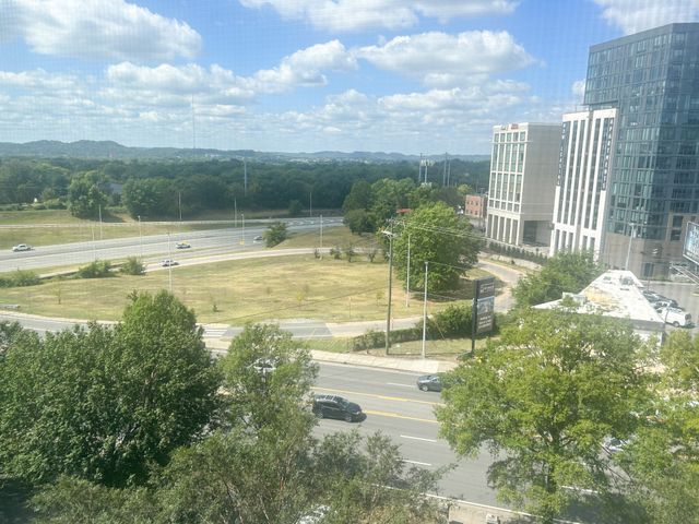 3415 West End Ave Apt 706, Nashville, TN 37203