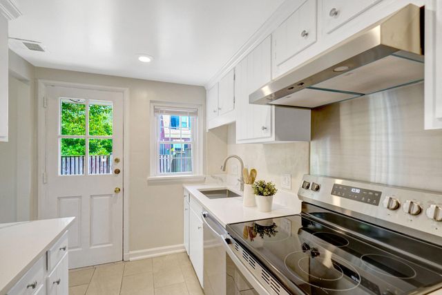 4606 36TH ST S, Arlington, VA 22206