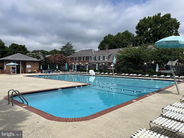 4606 36TH ST S, Arlington, VA 22206