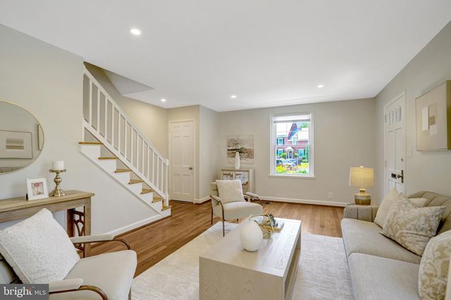 4606 36TH ST S, Arlington, VA 22206