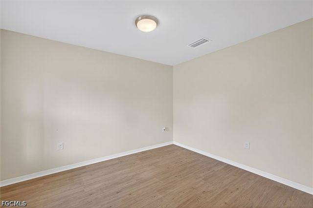 921 Jacaranda PKWY E, Cape Coral, FL 33909