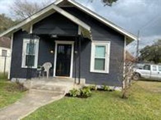 4802 Siegel Street, Houston, TX 77009