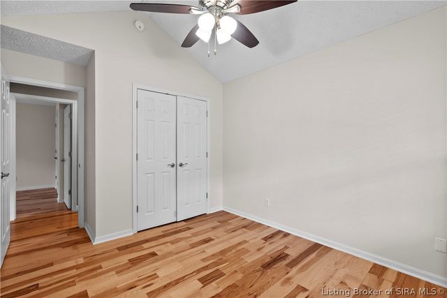 2000 Sterling Oaks Drive, Sellersburg, IN 47172