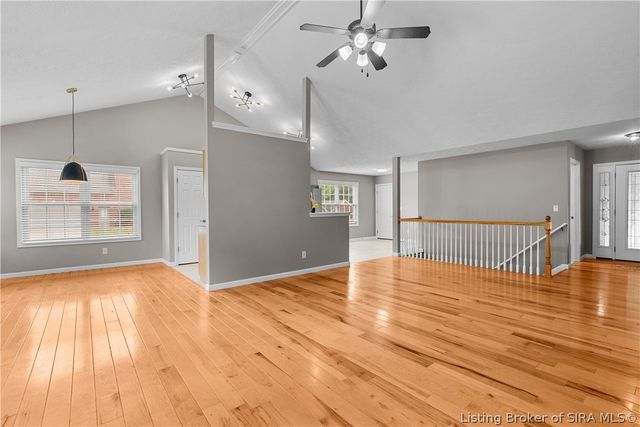 2000 Sterling Oaks Drive, Sellersburg, IN 47172