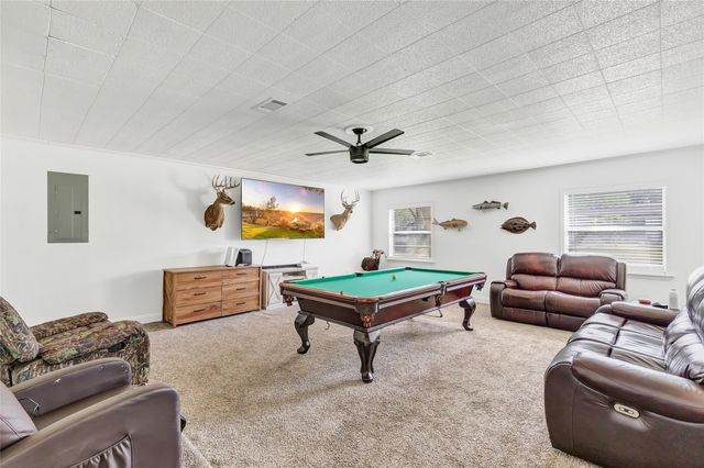 1933 N San Jacinto Street, Liberty, TX 77575