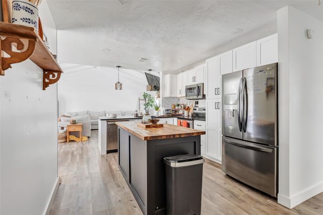 1933 N San Jacinto Street, Liberty, TX 77575