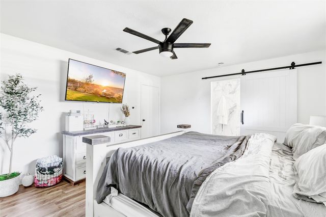 1933 N San Jacinto Street, Liberty, TX 77575
