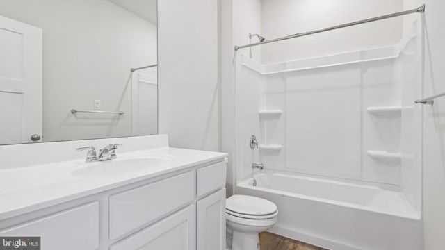 2053 PAPERBACK WAY, York, PA 17408