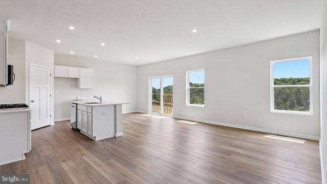 2053 PAPERBACK WAY, York, PA 17408