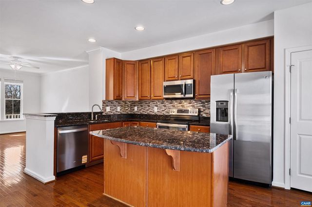 1511 WICKHAM POND DR, Charlottesville, VA 22901