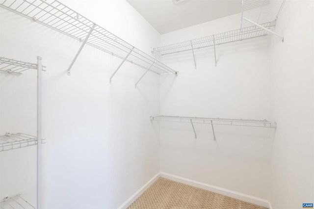 1511 WICKHAM POND DR, Charlottesville, VA 22901