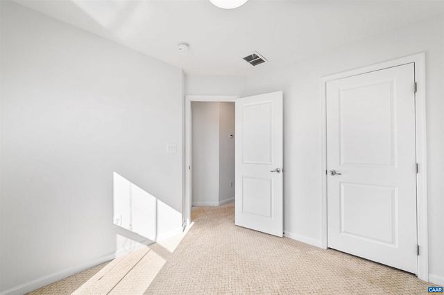 1511 WICKHAM POND DR, Charlottesville, VA 22901