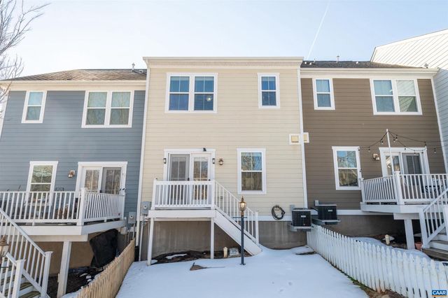 1511 WICKHAM POND DR, Charlottesville, VA 22901