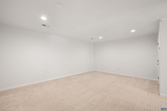 1511 WICKHAM POND DR, Charlottesville, VA 22901