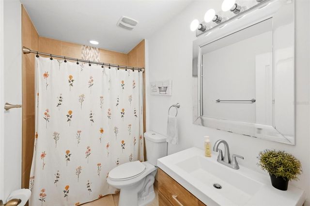 2516 33RD STREET W, Lehigh Acres, FL 33971