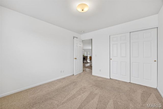 16 Hill Pointe Court 34, St Charles, MO 63303