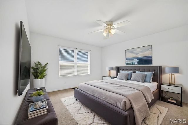 16 Hill Pointe Court 34, St Charles, MO 63303