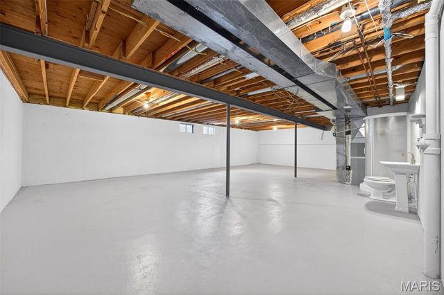 16 Hill Pointe Court 34, St Charles, MO 63303