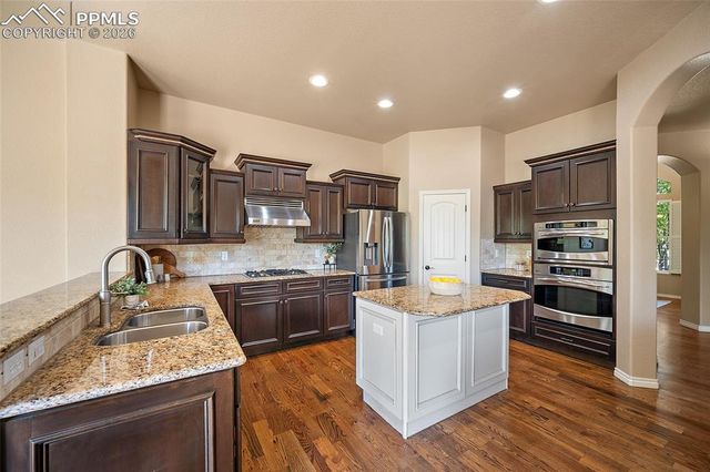 1117 Spectrum Loop, Colorado Springs, CO 80921