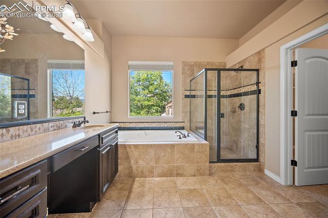 1117 Spectrum Loop, Colorado Springs, CO 80921