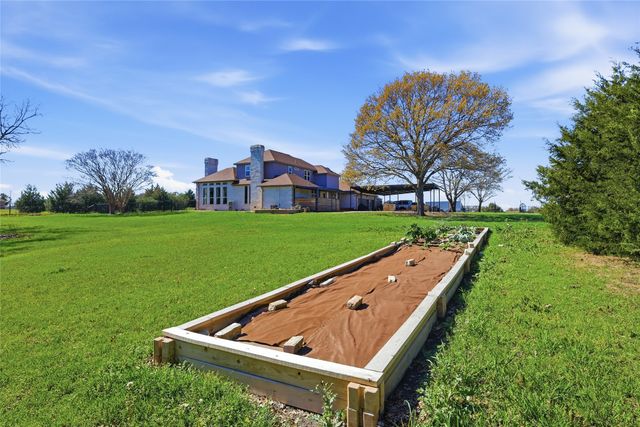 243 S King Road, Heath, TX 75126