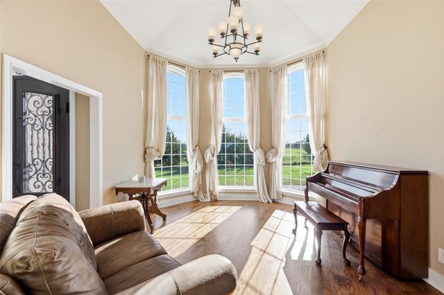 243 S King Road, Heath, TX 75126