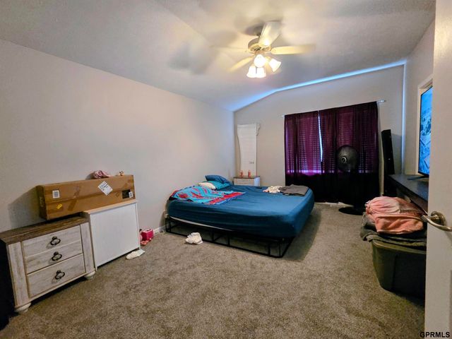 16419 fowler Avenue, Omaha, NE 68116
