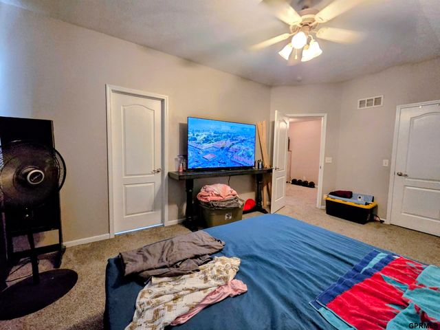 16419 fowler Avenue, Omaha, NE 68116