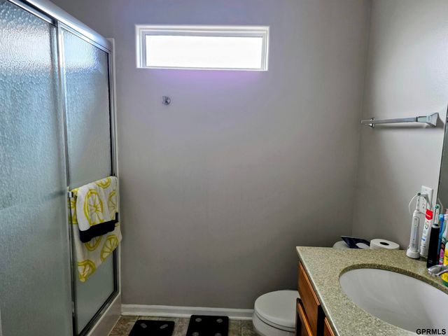 16419 fowler Avenue, Omaha, NE 68116