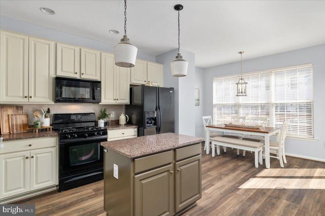 599 EDMONTON TER NE, Leesburg, VA 20176