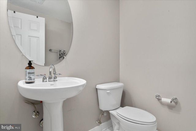 599 EDMONTON TER NE, Leesburg, VA 20176