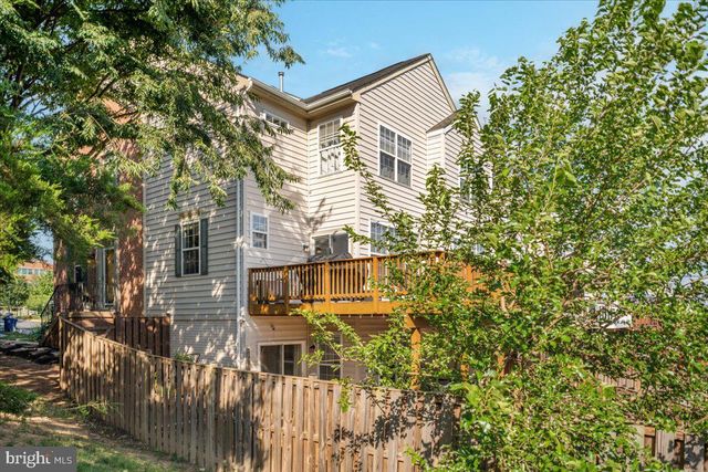 599 EDMONTON TER NE, Leesburg, VA 20176