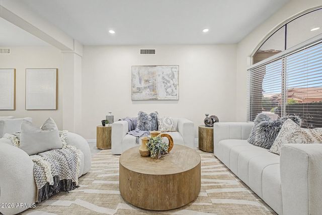 4413 E VILLA RITA Drive, Phoenix, AZ 85032