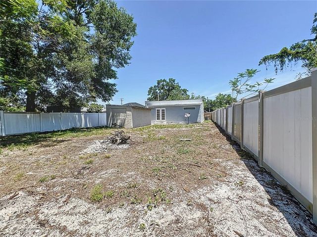2409 E MAGNOLIA STREET, Lakeland, FL 33801