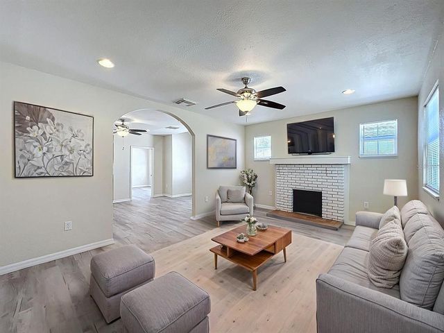 2409 E MAGNOLIA STREET, Lakeland, FL 33801