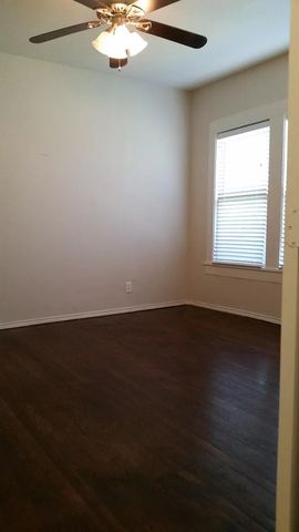 304 Fulton Street A, Denton, TX 76201