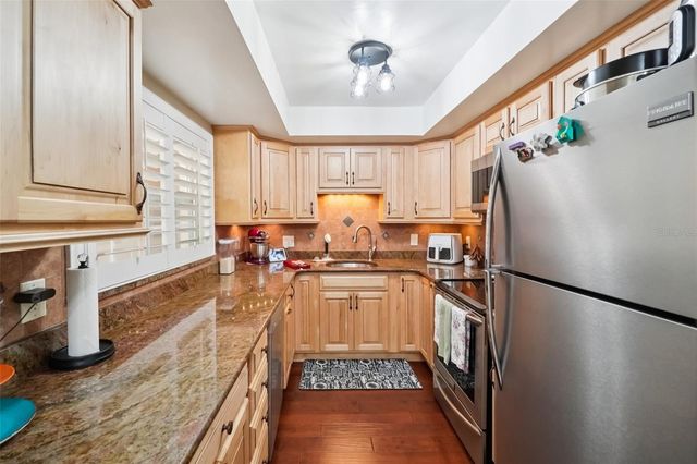 8300 BARDMOOR BOULEVARD 103, Seminole, FL 33777