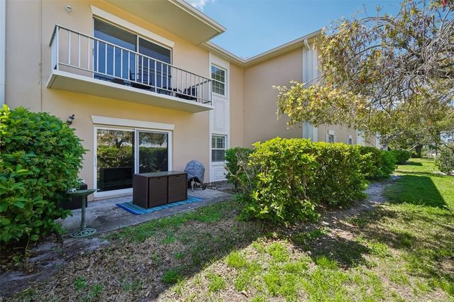 8300 BARDMOOR BOULEVARD 103, Seminole, FL 33777