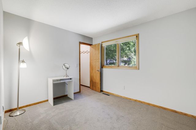 14100 36th Avenue N, Plymouth, MN 55447