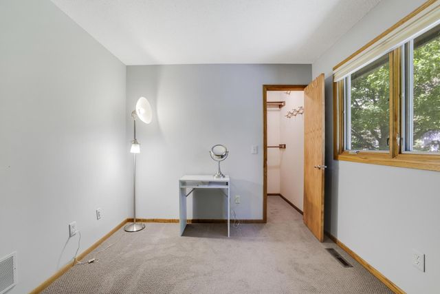 14100 36th Avenue N, Plymouth, MN 55447
