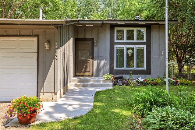 14100 36th Avenue N, Plymouth, MN 55447